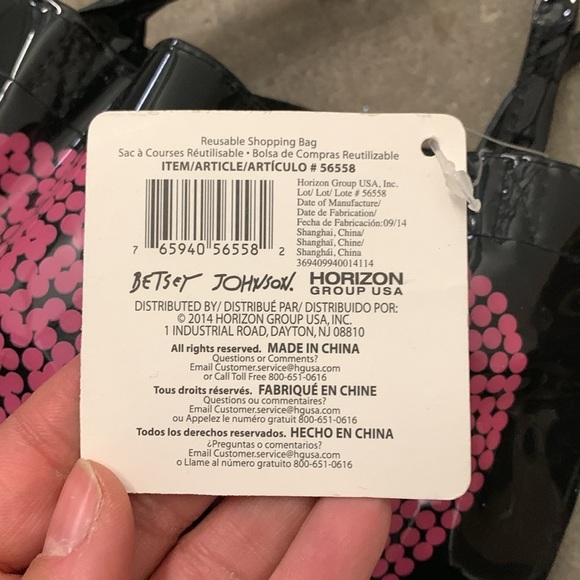 Betsey Johnson Black and Pink Heart little tote bag - Picture 2 of 2